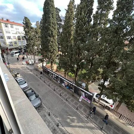 Private In Shared Apartment *