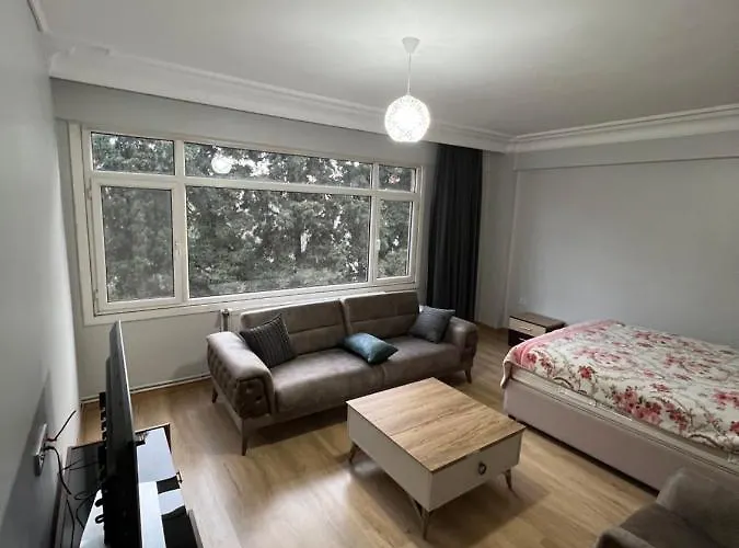 Private In Shared Apartment *