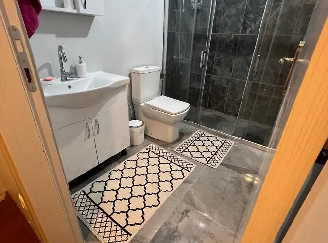 Private In Shared Apartment