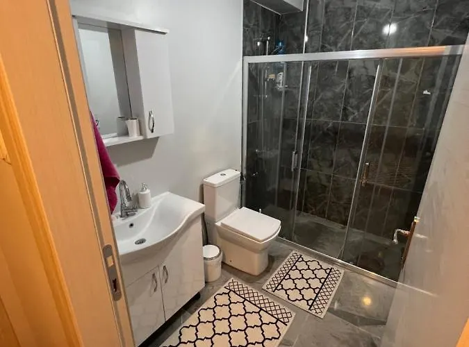 Private In Shared Appartement *